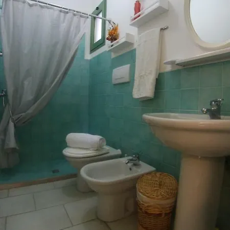 Holiday home Baia Via Dei Ginepri *